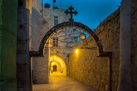 Sacred Habits: Living Faith the Holy Land Way - ChristianCrafts.shop