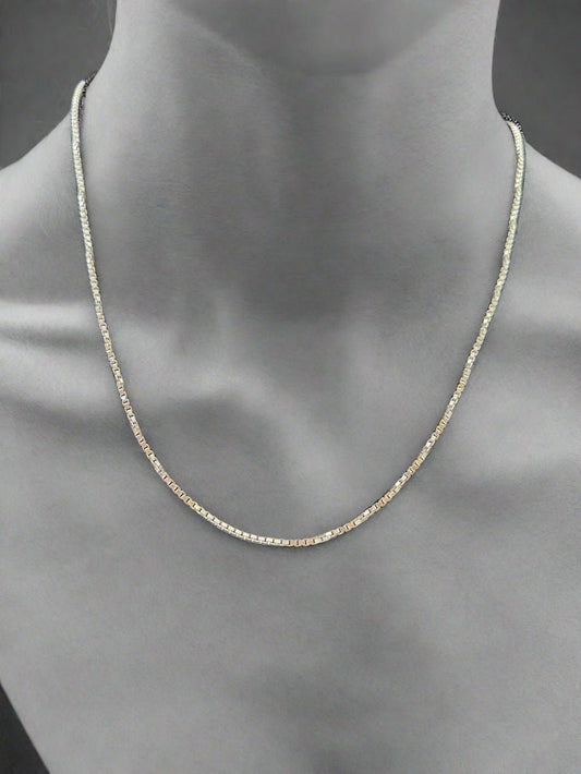 Elegant Box - Link Chain Necklace - 50cm (19.5in) Artisan Crafted Jewelry - Christian Crafts