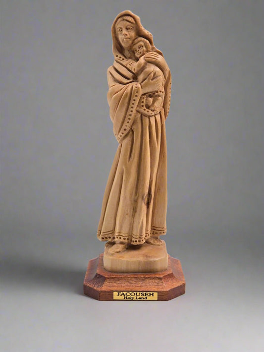 The Holy Family's Embrace: Hand - Carved Olive Wood Sculpture of Mary and Baby Jesus - Christian Crafts