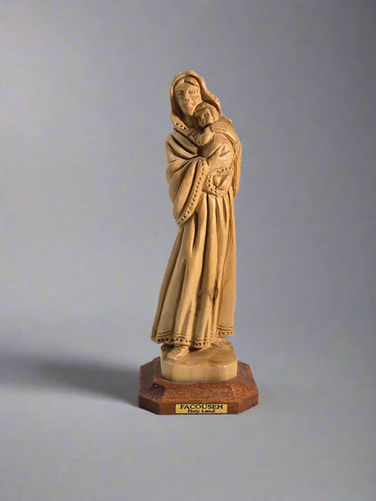 The Holy Family's Embrace: Hand - Carved Olive Wood Sculpture of Mary and Baby Jesus - Christian Crafts